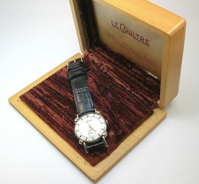 LE COULTRE C. 1943 14K GOLD MAN'S WATCH WITH FANCY KNOT LUGS-WORKING-RARE WATCH
