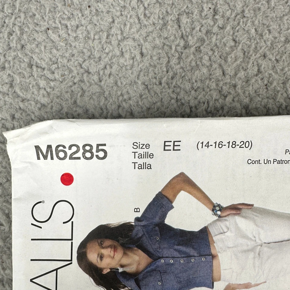 McCalls Sewing Pattern M6285 Womens Fitted Tops Size EE 14-20 Uncut - Image 2 of 4