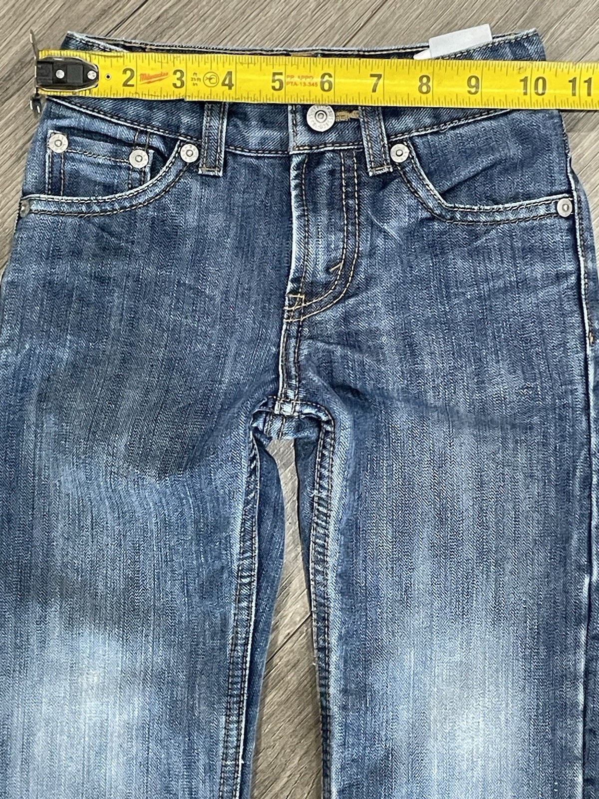 Picture 3 of 9