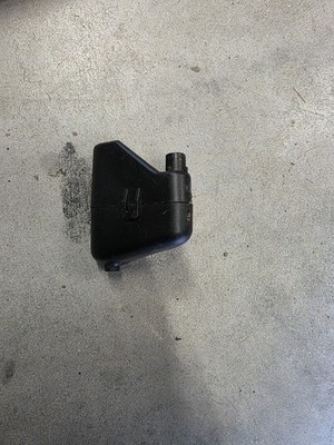 Wasser Überlauf Box  Miele CM 5200 Typ 712