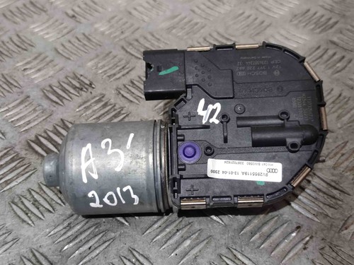 AUDI A3 8V1, 8VK Scheibenwischermotor vorne 8V2955119A 1.60 Diesel 22607586
