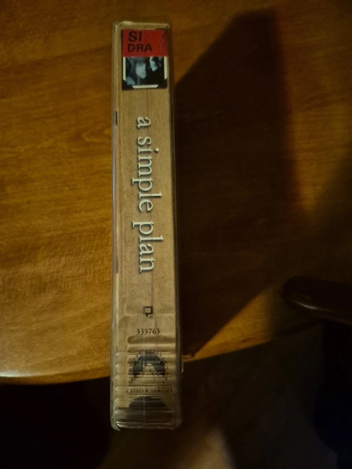 A Simple Plan (VHS, 1999, Widescreen - Paramount 35640) - Image 2 of 4