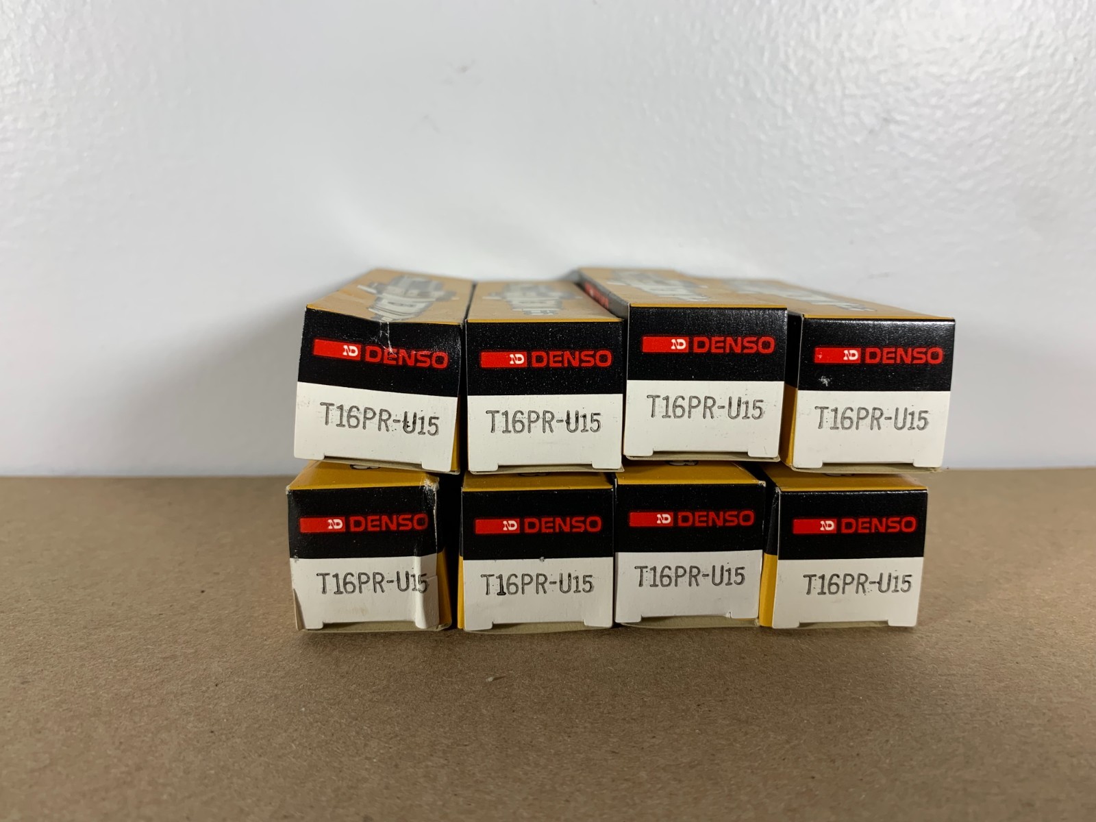 Denso T16PR-U15 Spark Plugs #5027 8-Pack NOS - Brand New