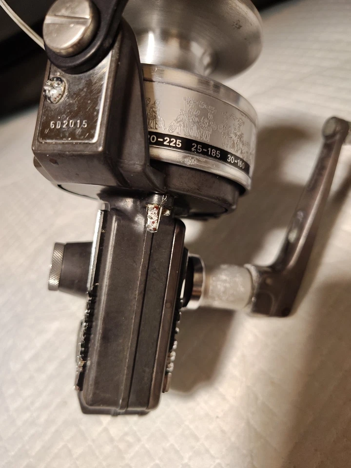 VINTAGE ( Daiwa ) SS 5000 SPINNING REEL/ JAPAN/ SEE PHOTOS - Image 4 of 4