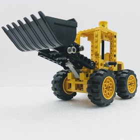 Lego 8828, Front End Loader, 100% Complete, Vintage 1992 Technic, PLEASE READ