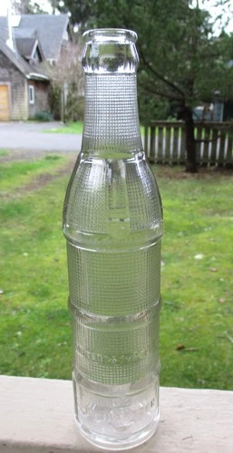 Coca Cola Richardson Embossed Soda Pop Bottle Lead SD Dakota 7.5 oz Vintage Deco