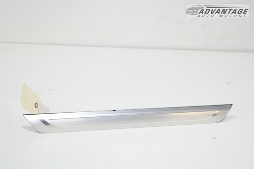 2017-2022 BMW 740I G12 FRONT RIGHT DOOR SILL SCUFF STEP PLATE COVER TRIM OEM