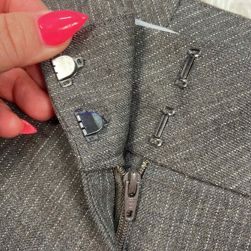 Pantalones de vestir clásicos de mezcla de lana de tiro alto a rayas Foto 4 de 4