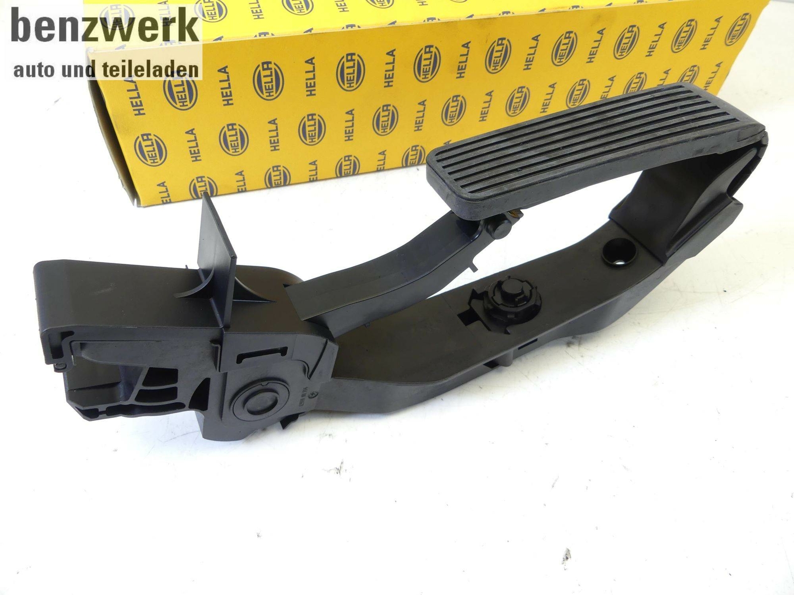 Mercedes R171 W203 W209 W211 W219 Fahrpedal Gaspedal Sensor NEU