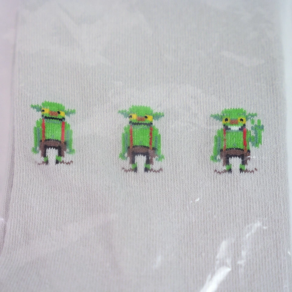 Socks By Supercell Light Grey Clash of Clans Goblin Knit Med/Large New With Tags - Image 2 of 4
