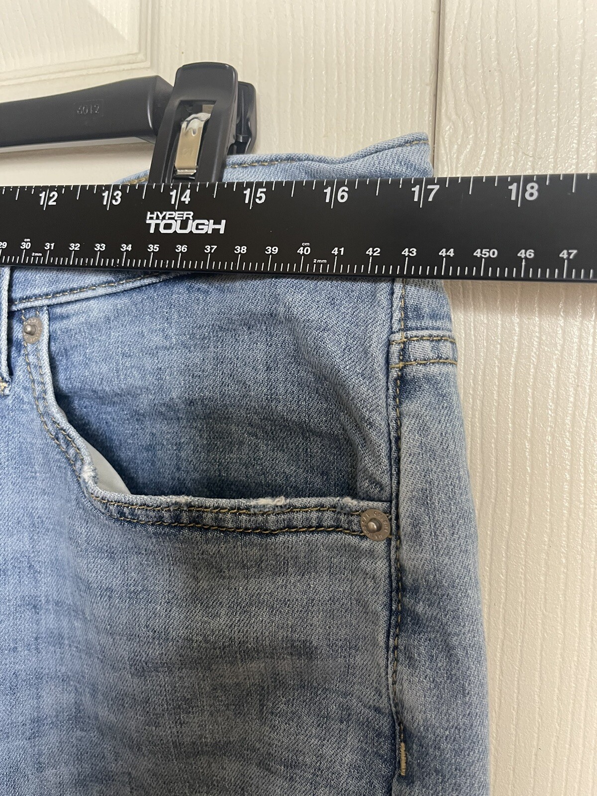 Universal Thread Light Wash Button Fly Distressed… - image 5