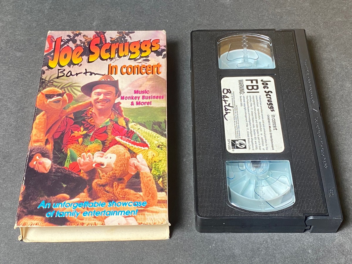 FREE MOGUL STYLE　VHS Joe Scruggs: In Concert VHS Signed On Back Autographed Used