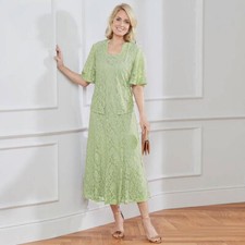 Green Square Neck Mother Of The Bride Dresses With Short Sleeves Jackets Gowns