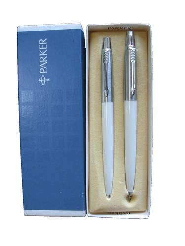 pilot Parker 2個セット PARKER ballpoint pen set blue and white 2 pieces | eBay