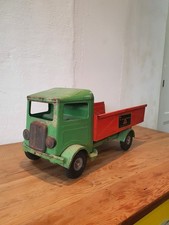 TRIANG LINES BROTHERS 1947 PRESSED STEEL BUILDERS TIPPER LORRY No.201
