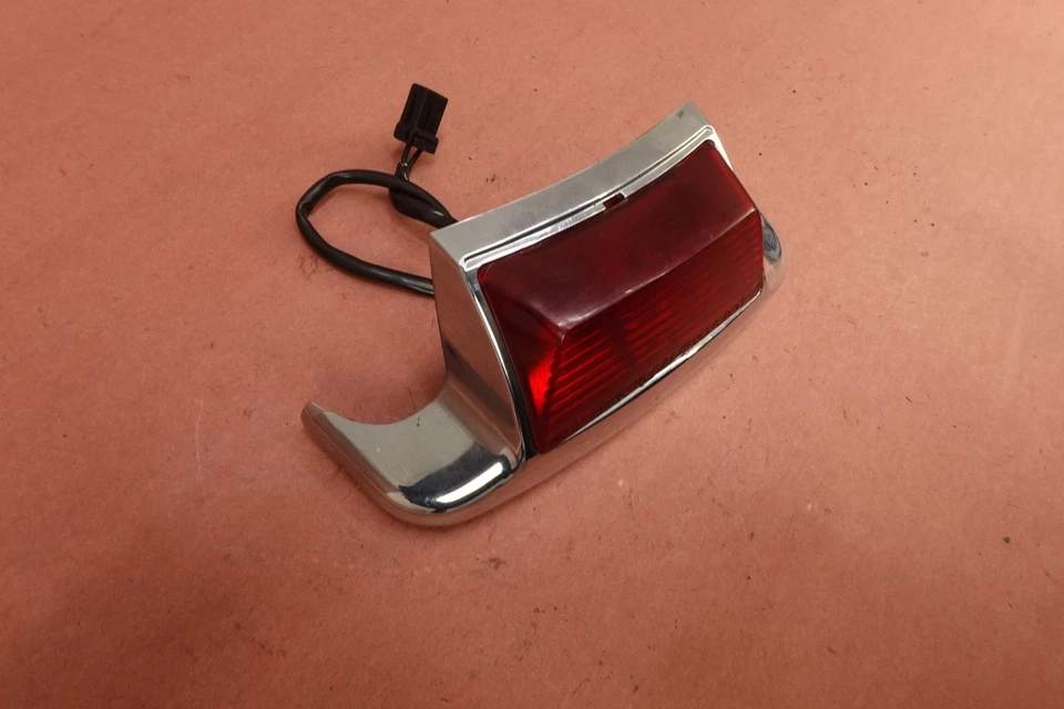 Harley Davidson Road King 2007-2011 FLHR guardabarros trasero punta lámpara luz Foto 3 de 4