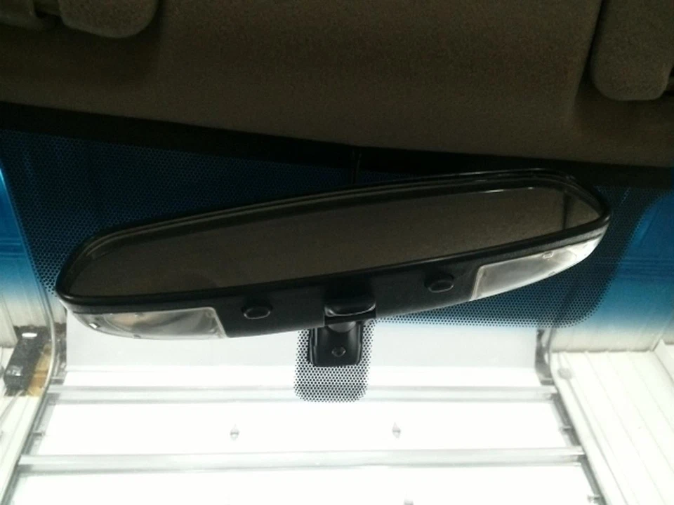 Rear View Mirror Manual Dimming With Map Lights Fits 05-08 COROLLA 104911115 - Image 2 of 4