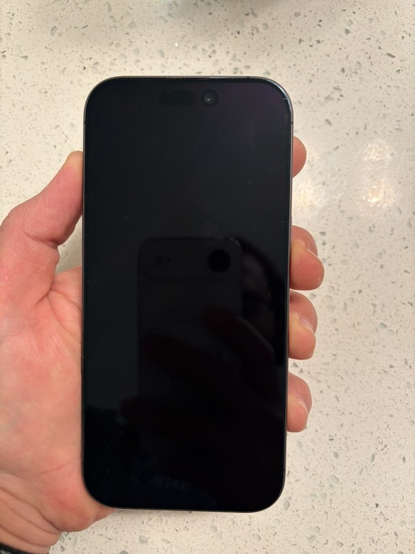 Apple iPhone 17 256GB, Black, T-Mobile, No cracks, For Parts READ DESCRIPTION