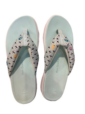 VB Cloud By Vera Bradley Sandal Size 10 Lagoon Fish Light Print Flip Flop