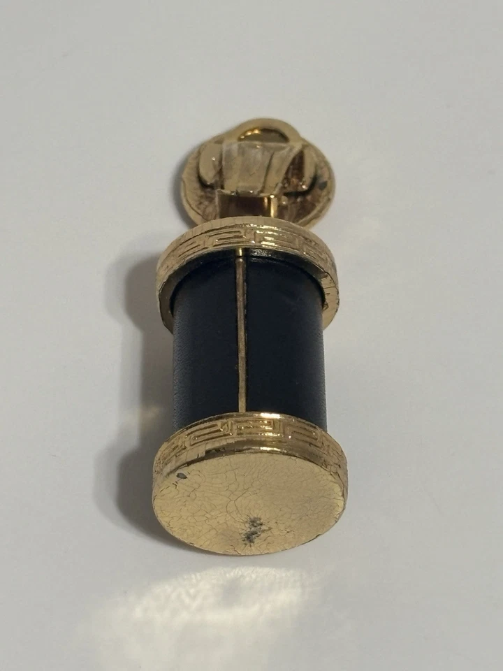 Pendientes Clip De Cuero Negro Medusa Oro Gianni Versace De Colección Foto 3 de 4