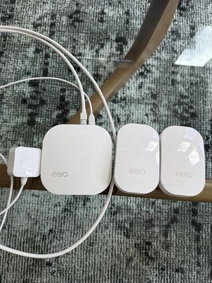eero Pro B010001 Mesh WiFi Router + 2 Beacon D010001 Extenders w/ Adapter