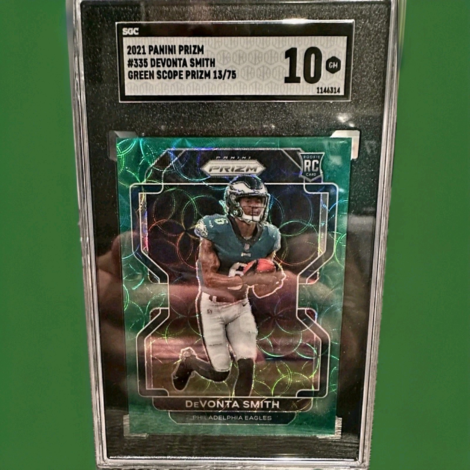 Devonta Smith '21 Panini Prizm Green Scope /75 SGC 10 Gem Mint Rookie RC #335