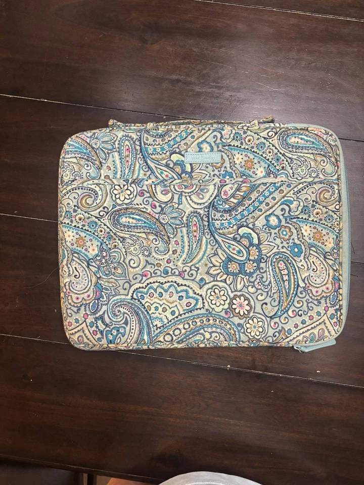 Vera Bradley Funda Grande para Laptop o iPad con Bolsillo Frontal Patrón Floral Foto 3 de 4