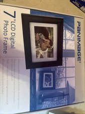 Panimage 7  LCD Digital Photo Frame, plug-in play holds up to 4000 images