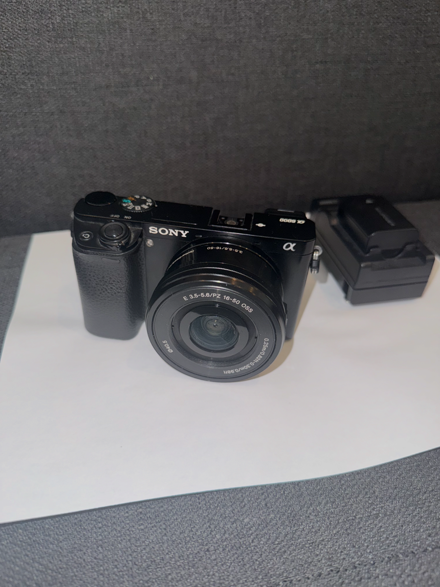 SONY　α6000 Amazon.com : Sony Alpha a6000 Mirrorless Digital Camera w/ 16-50mm