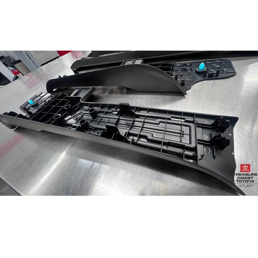 Genuine Toyota Illuminated Door Sills PT944-60240 for sale