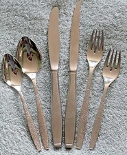 MONTINA - INDIO - 1881 Rogers Oneida LTD Stainless Silverware / Flatware  CHOICE