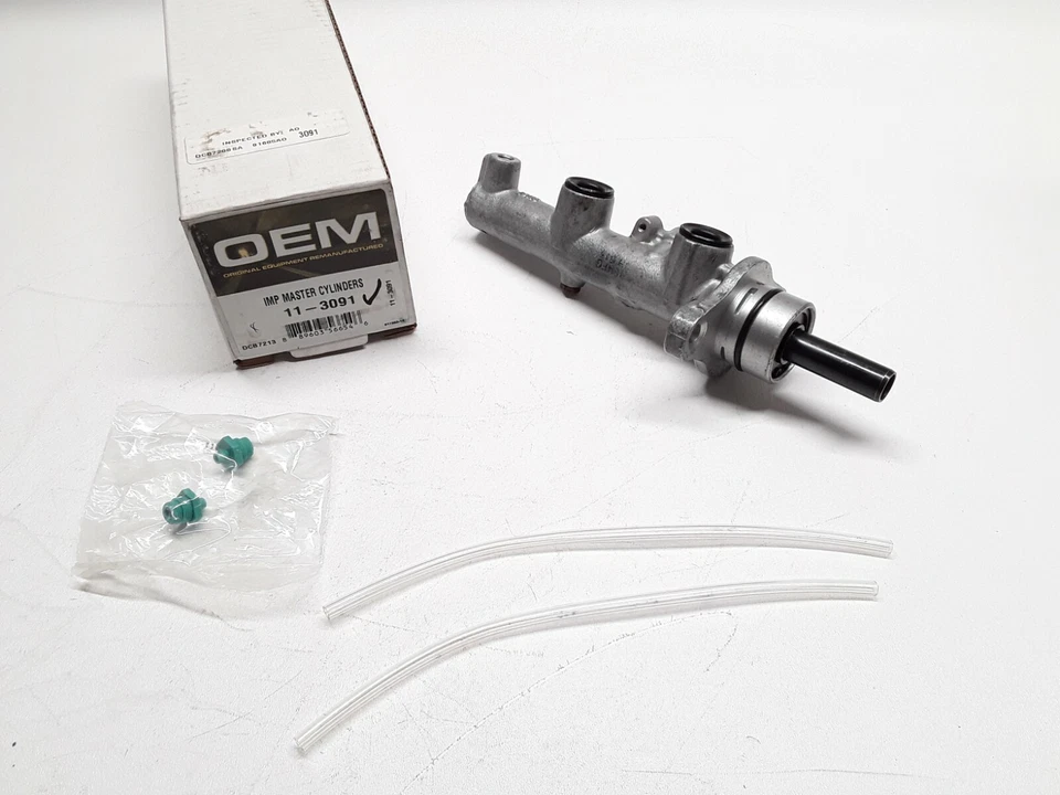 Brake Master Cylinder Cardone 11-3091 For Pontiac Vibe,Toyota  Corolla,Matrix - Image 2 of 3