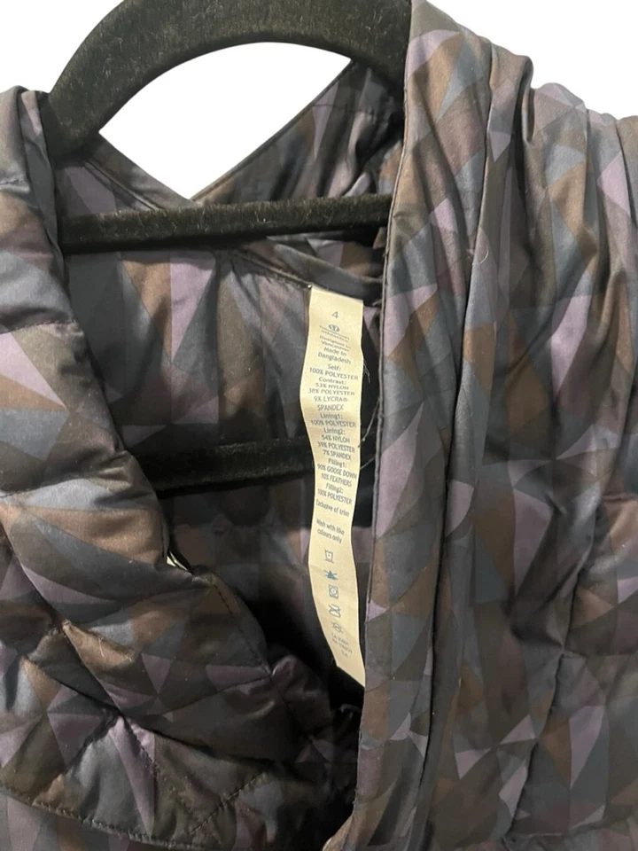 Lululemon Goose Down Hooded Geometric Purple Pullover Jacket Size 4 Casual Gray - Image 2 of 4