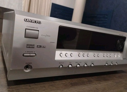 Onkyo HT-R330 5.1 Channel Surround Audio / Video Receiver - Tested **No Remote - Picture 2 of 6