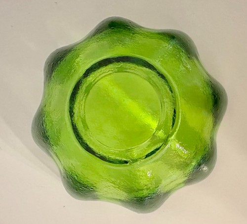 Two Vintage Blenko Lotus Salad Bowls Sm 5.5" Avocado Green 6143-S - Picture 8 of 8
