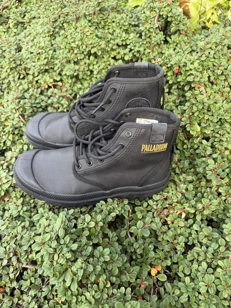 Women Palladium Boots Black 37