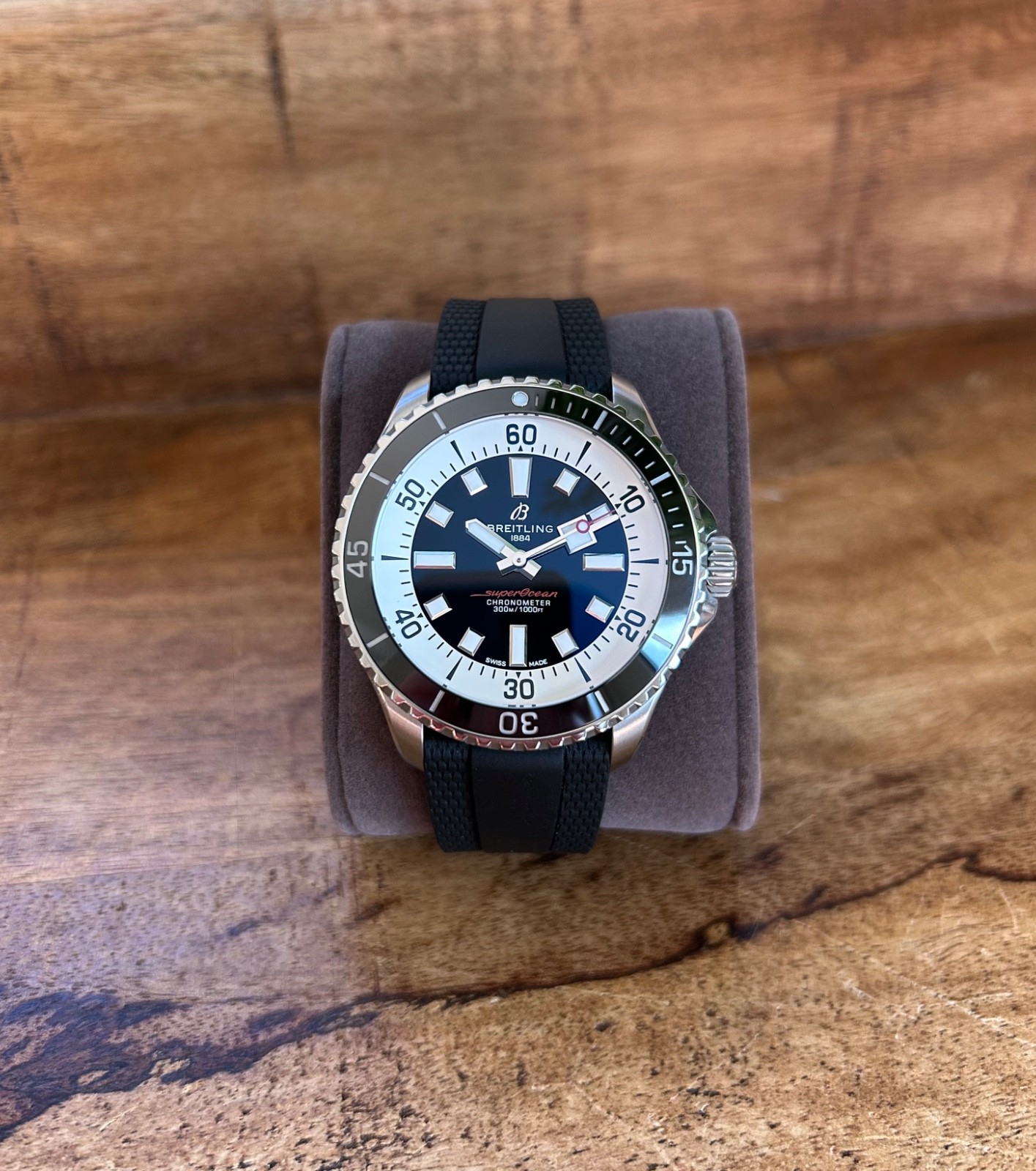 Breitling SuperOcean Automatic 44 -- Complete Set… - image 2