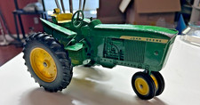1/16 Ertl John Deere 3010/3020 Die Cast Tractor