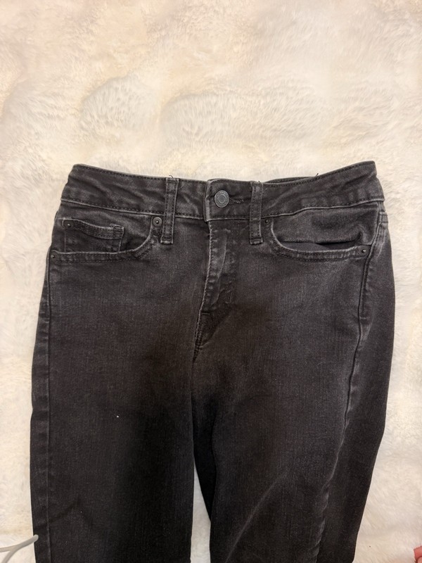 GAP Women's Black Skinny Jeans Slim Fit Dark Wash Denim 5-Pocket Button 26
