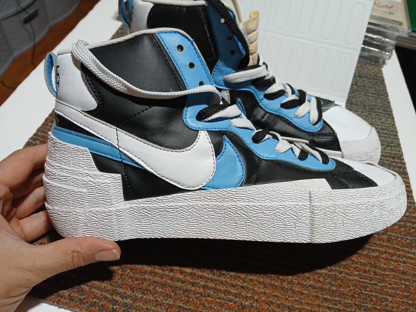 SACAI X NIKE Nike Blazer Mid x Sacai Bianco Nero Legend Blu 2019 Uomo BV0072 001 Taglia 9 5