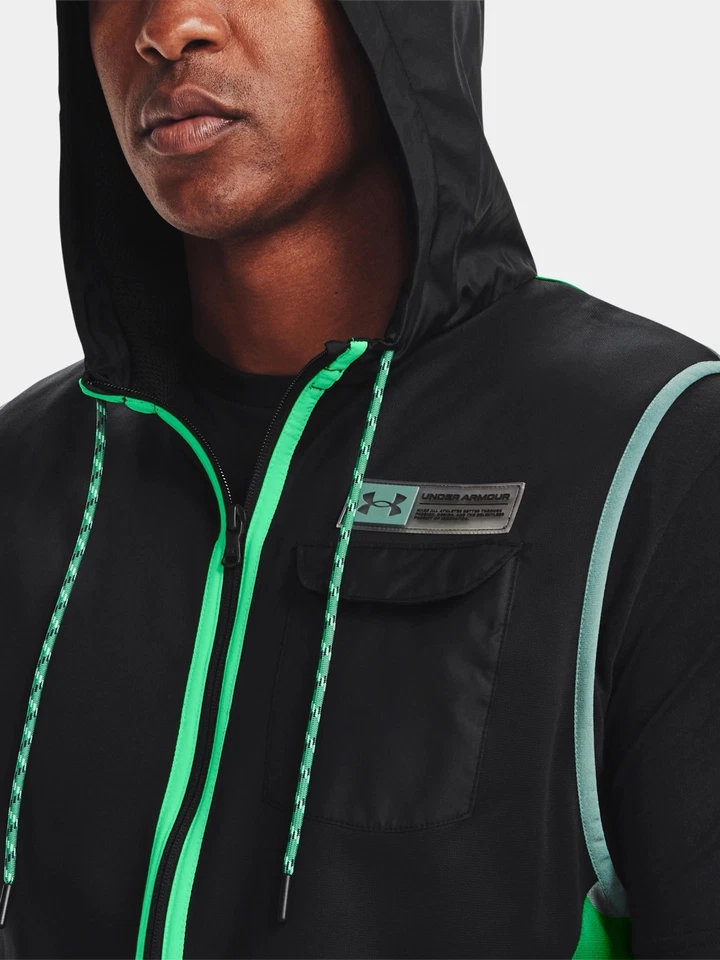 BNWT Mens Under Armour Gilet Vest storm hooded vest Size Medium - Image 2 of 4