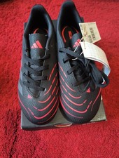 Brand New Adidas Predator Club FG/MG J Size 1.5 UK Kids Football Boots Black
