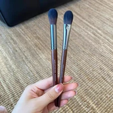 Make Up For Ever 2PCS #144/140 Concealer Brush Highlight Brush Blush brush