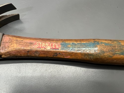 (H1) VINTAGE STANLEY 100 PLUS 16OZ. CURVED CLAW HAMMER W ORIG HANDLE - USA - Picture 5 of 6