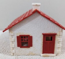 Vintage 1950s O Scale Plasticville Little Red White Cape Cod Home - Assembled