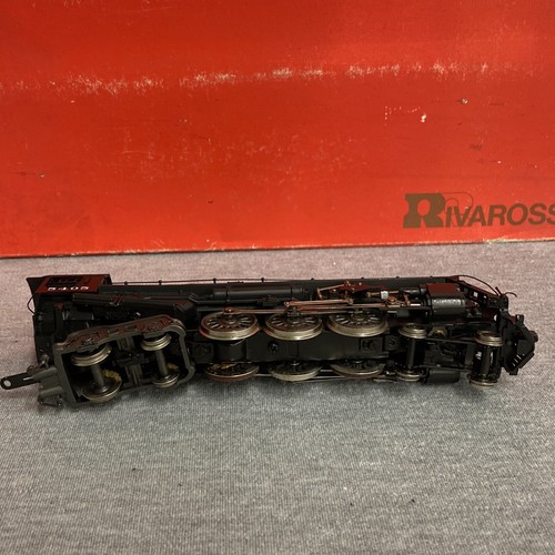Rivarossi HO: New York Central 4-6-4 Hudson Steam Locomotive #5405 - Picture 11 of 12