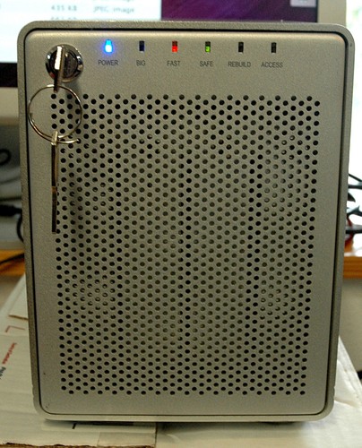 Working OWC Mercury Elite-AL Pro Qx2 4-Bay 8TB RAID HDD + new spare drive & etc. - Photo 4/10