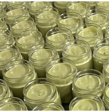 crema di pistacchio pura 40 %.   Peso 1 kg  Secchiello Ermetico