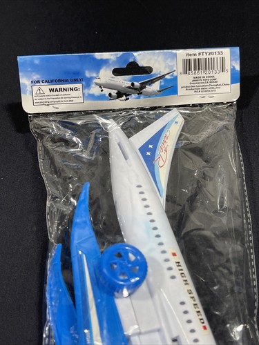 Vintage Airline HIGH SPEED Airliner CarTIER Item #TY20133 - Picture 15 of 20