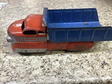 Vintage Wyandotte Pressed Steel Dump Truck 1930s/ 40s Red and Blue